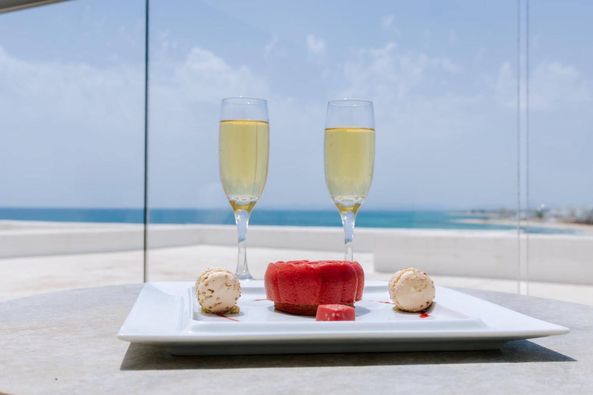 La Badira - Adult Only Hotel Al-Hammamat Bagian luar foto Champagne and watermelon